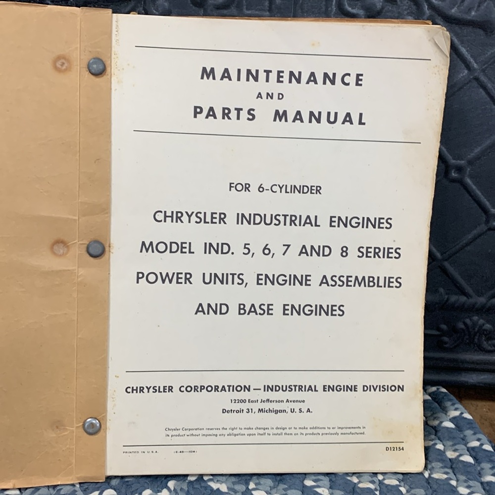 1948 Chrysler Industrial Engines Shop Manual and parts book - Picture 3 of 4